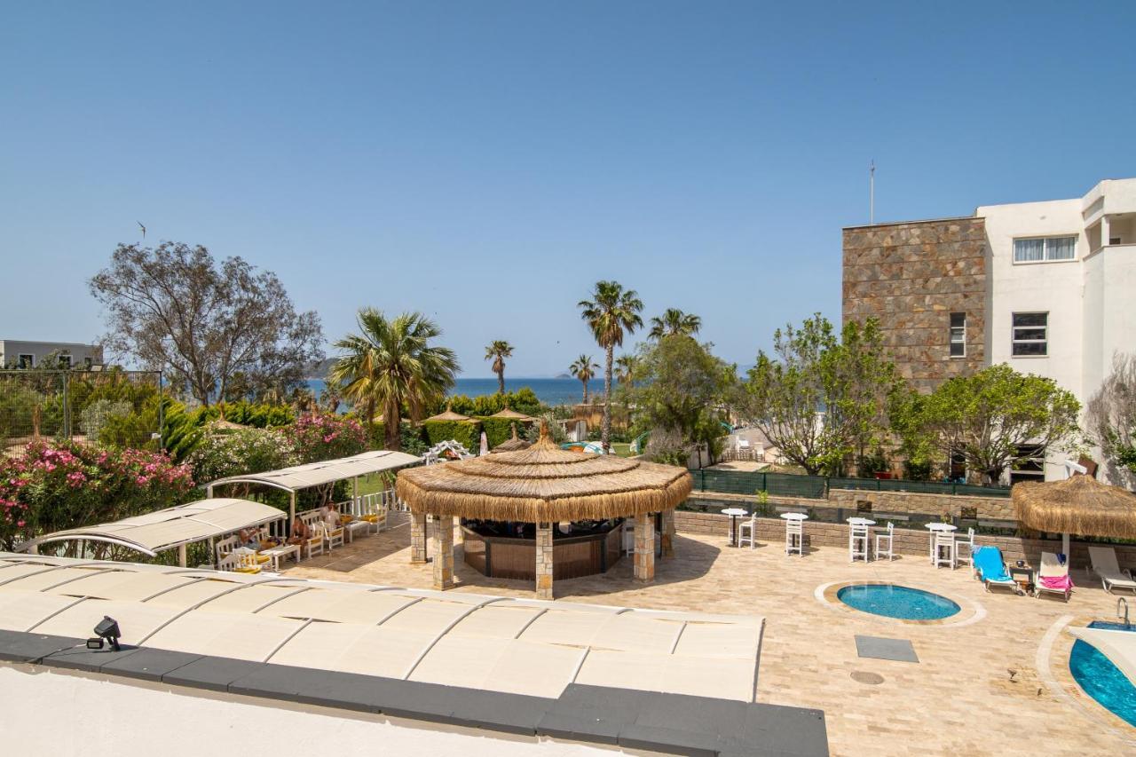 Tiana Beach Resort Turgutreis Exterior foto
