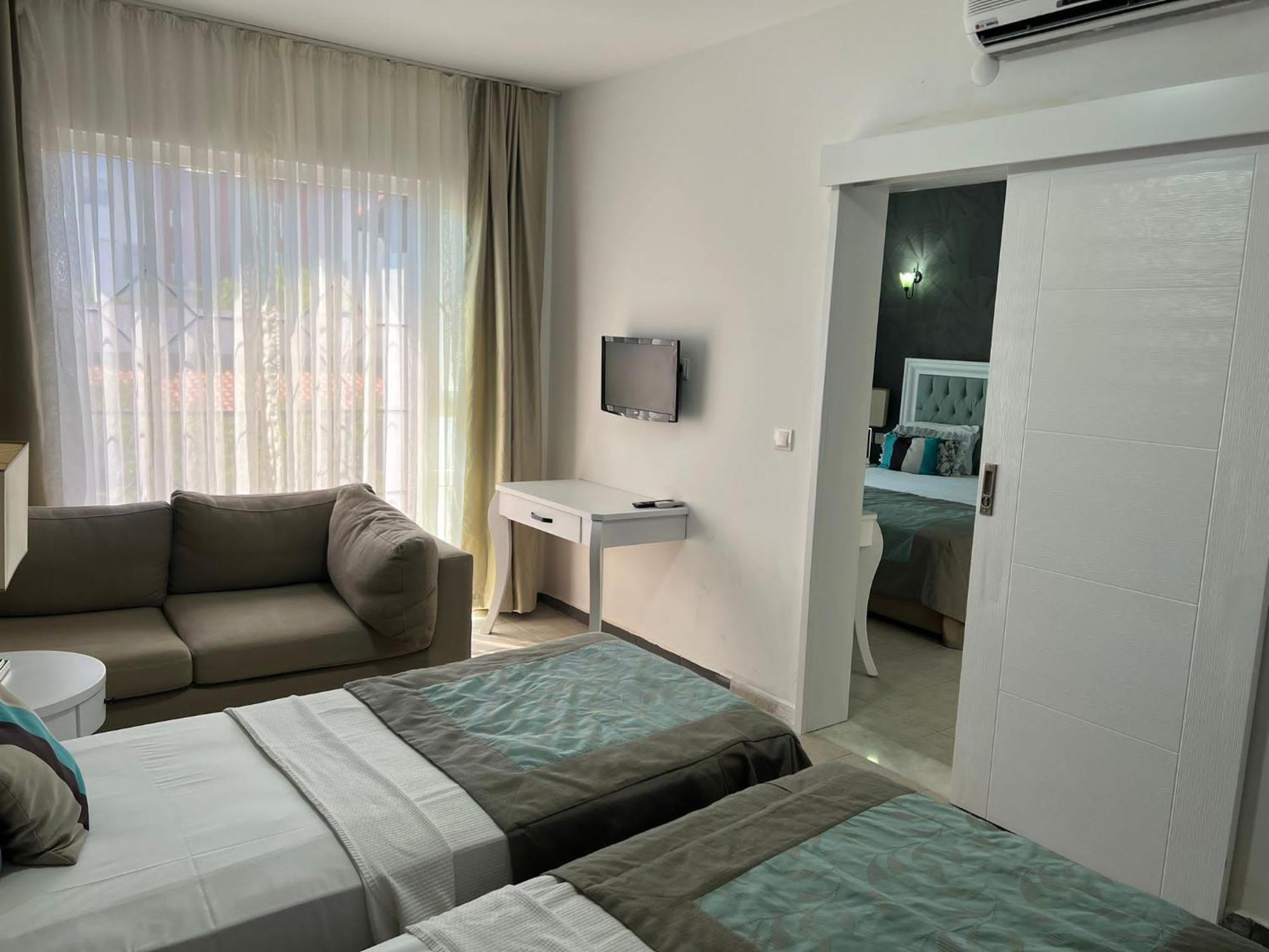 Tiana Beach Resort Turgutreis Exterior foto
